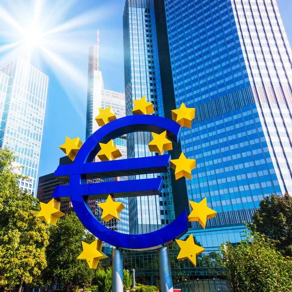 Frankfurt Germany September Euro Currency Sign Downtown Frankfurt Old Headquarters — Stock Photo, Image