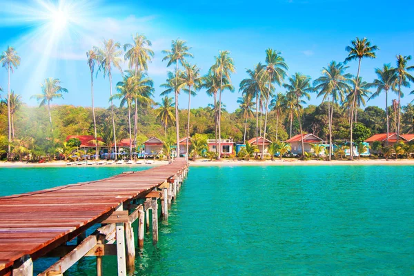 Resort Tropicale Lungomare Sulla Spiaggia — Foto Stock