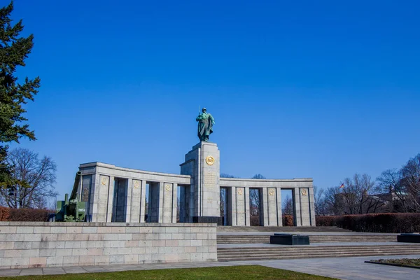 Memorial Guerra Soviético Uno Los Varios Monumentos Guerra Berlín — Foto de Stock