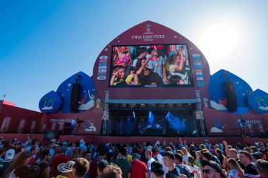 Soçi, Rusya - 14 Haziran 2018: FIFA Dünya Kupası. Futbol taraftarları kare