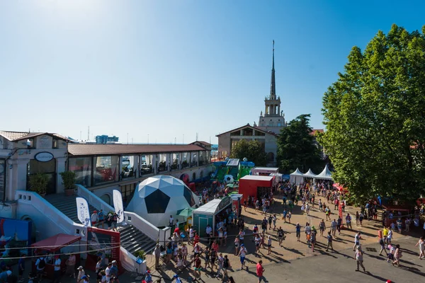 Sochi Rusia Junio 2018 Copa Mundial Fifa Aficionados Fútbol Plaza — Foto de Stock