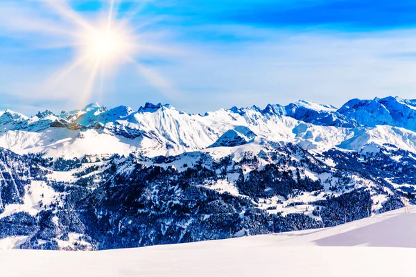 Landschaft Mit Bergkulisse — Stockfoto