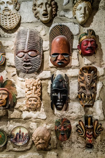 Masken Hängen Der Wand Maskensammlung — Stockfoto