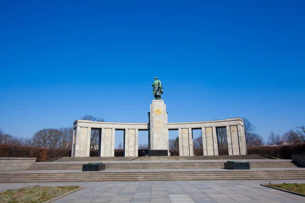 Sovjet Oorlogsmonument Het Één Van Verscheidene Oorlogsmonumenten Berlijn — Stockfoto