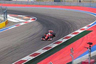 SOCHI, RUSSIA - 31 Temmuz 2016: Sochi Autodrome 'da ön eleme yarışları. İnanılmaz Sochi Şehir Yarış Gösterisi