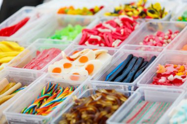 Tatlı bir satışa görüntülemek