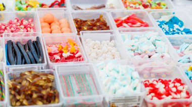 Tatlı bir satışa görüntülemek