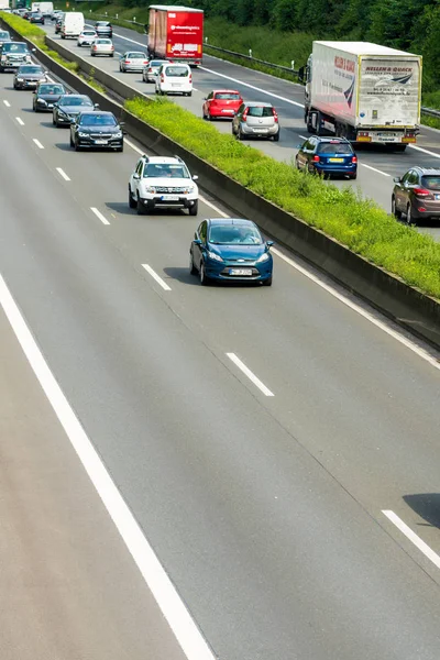 Düsseldorf Almanya Ağustos 2017 Trafik Bir Alman Karayolu Üzerinde — Stok fotoğraf