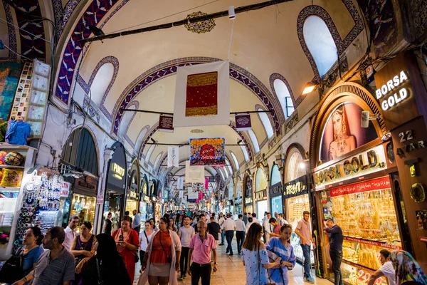 土耳其伊斯坦布尔 2017年7月10日 大市集在伊斯坦布尔 土耳其 它是世界上最大 最古老的覆盖市场之一 — 图库照片