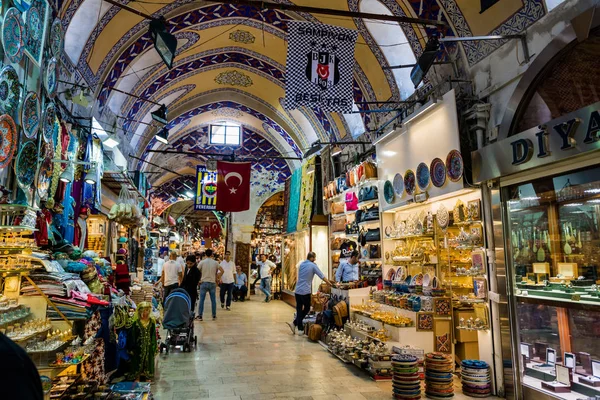 Istanbul Türkiye Temmuz 2017 Kapalıçarşı Istanbul Türkiye Dünyanın Büyük Eski — Stok fotoğraf