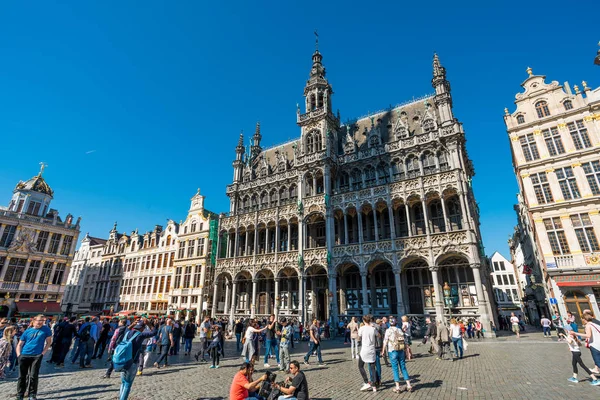 Brussels, Belçika - 05 Mayıs 2018: Grand place, Brussels, Belçika