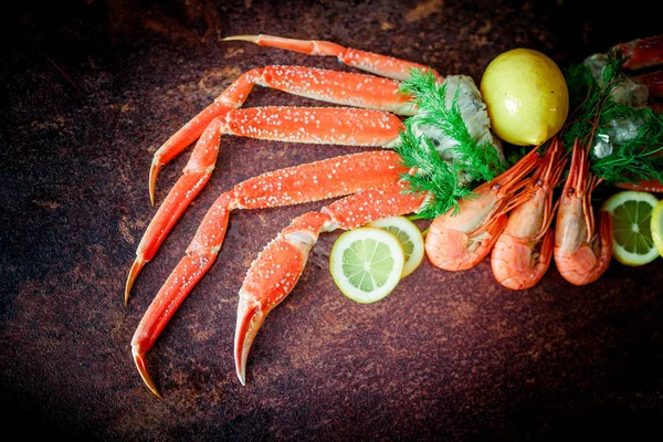 Red King Crab Legs Lemon — Stock Photo, Image