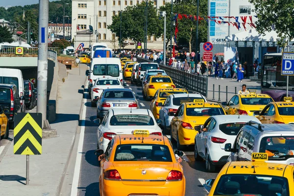 Istanbul Turquía Julio 2017 Hora Punta Estambul Tráfico Por Carretera — Foto de Stock