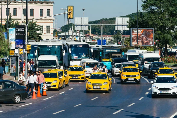 Istanbul Turquía Julio 2017 Hora Punta Estambul Tráfico Por Carretera — Foto de Stock