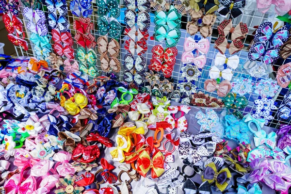 五颜六色的蝴蝶领带 弓领带 — 图库照片