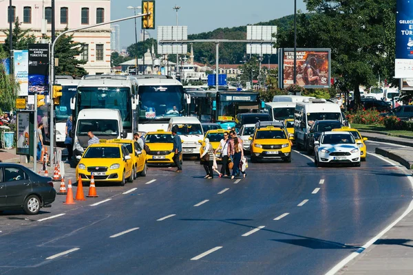 Istanbul Turchia Luglio 2017 Ora Punta Istanbul Traffico Autostrada Turchia — Foto Stock
