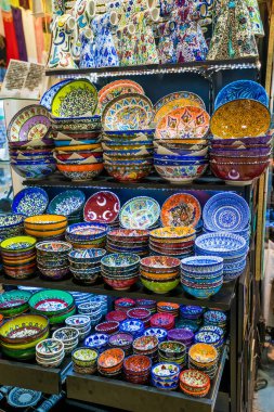 Kapalı Çarşı, Istanbul Türk dekoratif porselen