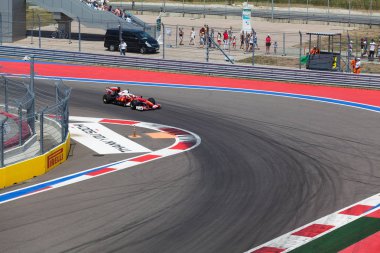 SOCHI, RUSSIA - 31 Temmuz 2016: Sochi Autodrome 'da ön eleme yarışları. İnanılmaz Sochi Şehir Yarış Gösterisi