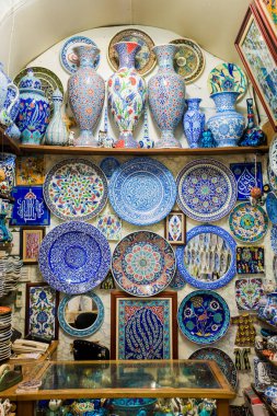 Kapalı Çarşı, Istanbul Türk dekoratif porselen