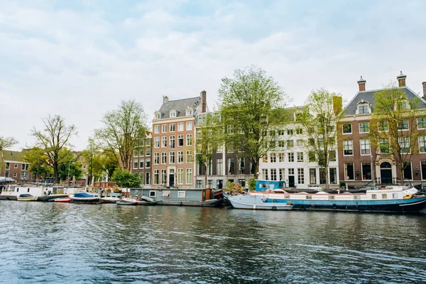 Amsterdam Nederländerna September 2017 Kanaler Och Floder Stadslandskapet Turist Plats — Stockfoto