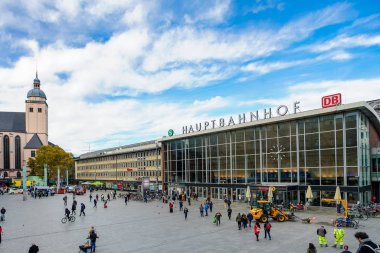 Köln, Almanya - 07 Kasım 2018: Köln Merkez İstasyonu, Almanya, Europe