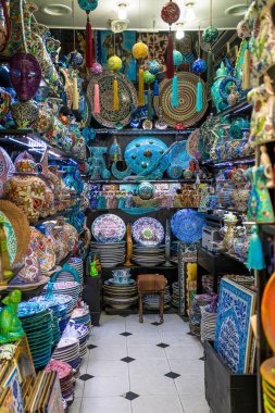 Kapalı Çarşı, Istanbul Türk dekoratif porselen