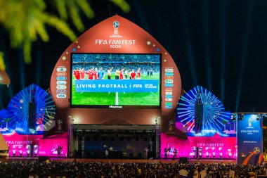 Soçi, Rusya - 7 Temmuz 2018: Futbol taraftarları kare. S