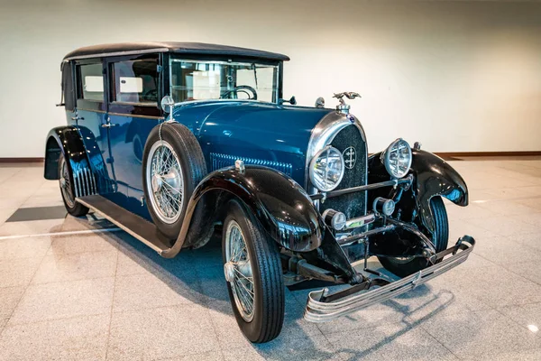Moskova, Rusya - 27 Mayıs 2019: Lorraine-Dietrich vintage araba
