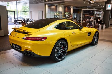 Almanya, Düsseldorf 17 Temmuz 2019: yeni modern Mercedes-Benz 