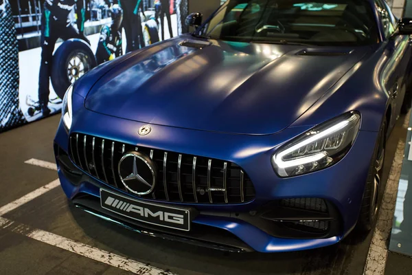 Alemanha, Dusseldorf 17 de julho de 2019: O novo Mercedes-Benz moderno — Fotografia de Stock