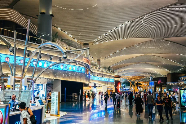 ISTANBUL, TURQUÍA, 02 DE AGOSTO DE 2019: Vista interior de Estambul — Foto de Stock