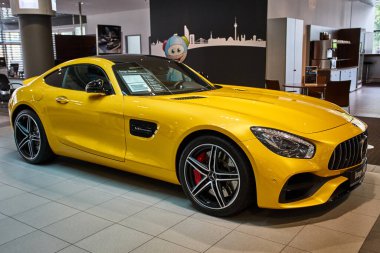 Almanya, Düsseldorf 17 Temmuz 2019: yeni modern Mercedes-Benz 