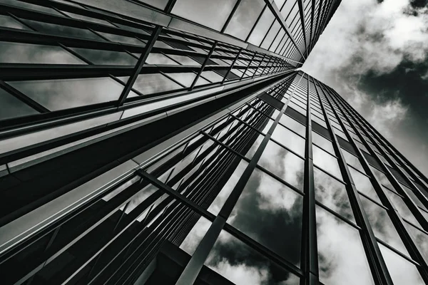 商务中心区摩天大楼玻璃表面景观 — 图库照片