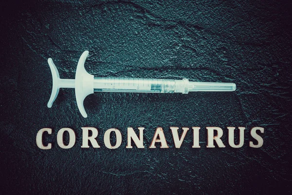 Вакцина Проти Коронавірусу Єкційним Шприцом — стокове фото