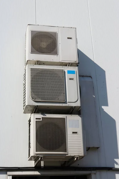 Three Mass Production Air Conditioners Installed Vertically Wall Grocery Store — Stock Photo, Image