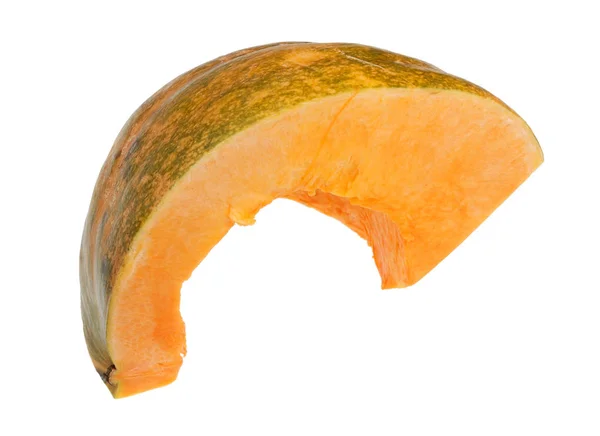 Bit Mogna Orange Pumpa Med Grönt Skal Isolerad Vit Närbild — Stockfoto