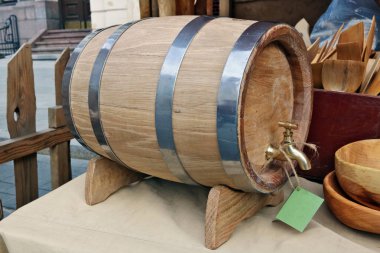 Bira için ahşap meşe fıçıyı Fuar sırasında dışarıda satılır