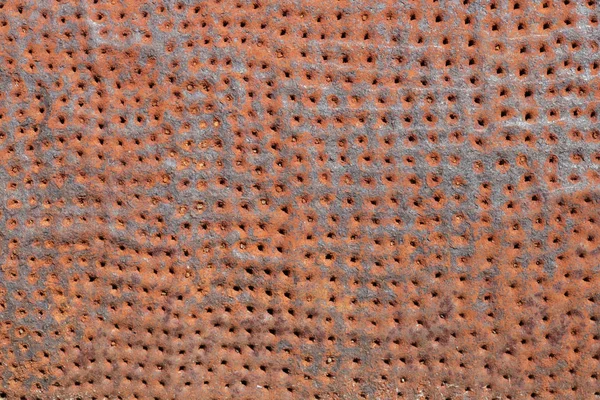 많은 구멍이 철 녹슨 빈티지 시트 ba에서 손에 의해 만들어진 — 스톡 사진