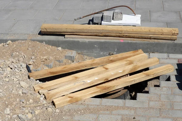 Reparación de la escotilla peatonal y alcantarillado — Foto de Stock