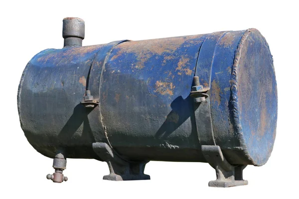 Alter rostiger Oldtimer-Stahltank für Dieselkraftstoff aus einem — Stockfoto