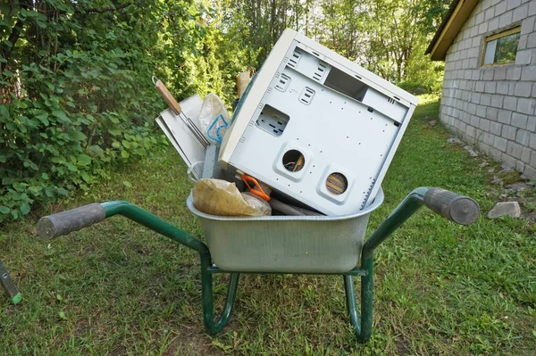 Great Cleaning Country House Old Rubbish Computer Taken Out Wheelbarrow — Stock Photo, Image