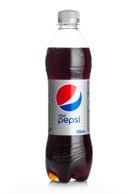 Londra, İngiltere - 02 Haziran 2018: Pepsi Cola diyet meşrubat beyaz plastik şişe. Amerikan çokuluslu gıda ve içecek şirketi