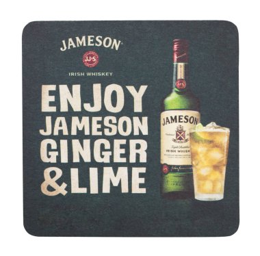 Londra, İngiltere - 22 Ağustos 2018: beyaz zemin üzerine izole Jameson Irish Whiskey kağıt mat coaster.