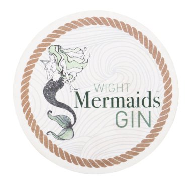 Londra, İngiltere - 22 Ağustos 2018: beyaz zemin üzerine izole Wight Mermaids cin kağıt mat coaster.