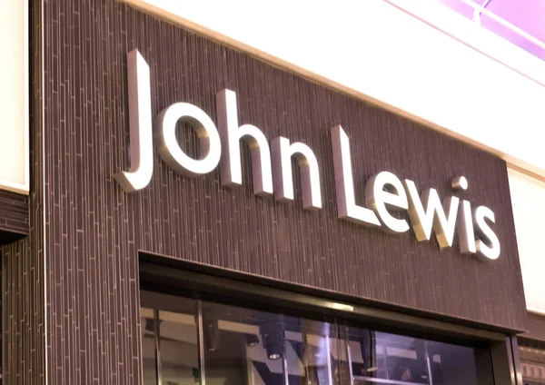 Londýn Srpna 2018 John Lewis Logo Displeji Luxusní Módní Obchod — Stock fotografie