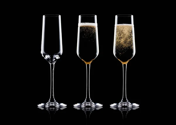 Elegant Glasses Yellow Champagne Bubbles Black Background Reflection — Stock Photo, Image