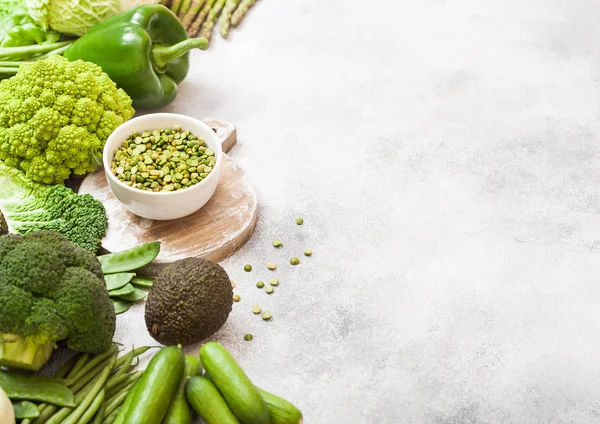 Assorted Green Toned Raw Organic Vegetables White Background Avocado Cabbage — Stock Photo, Image