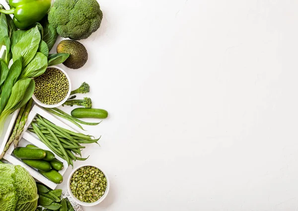 Assorted Green Toned Raw Organic Vegetables White Background Avocado Cabbage — Stock Photo, Image