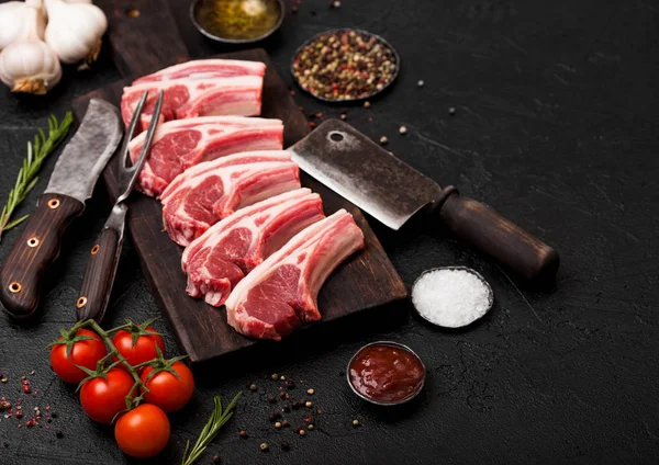 Fresh Raw Butchers Lamb Beef Cutlets Stone Board Vintage Meat — Stock Photo, Image