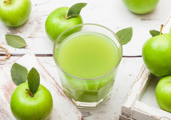 Glass Fresh Organic Apple Juice Green Apples Box Wood Background — Stock Photo, Image